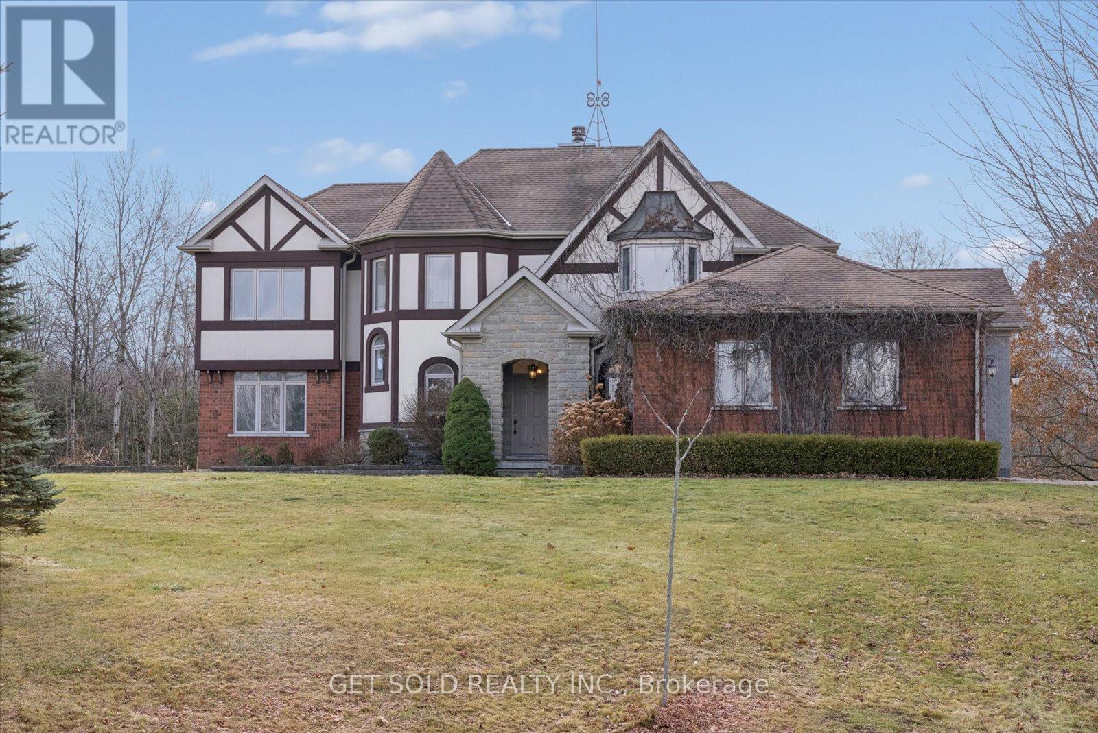 5 Hawkwing Court, Whitchurch-Stouffville, Ontario  L3Y 4W1 - Photo 4 - N12584592