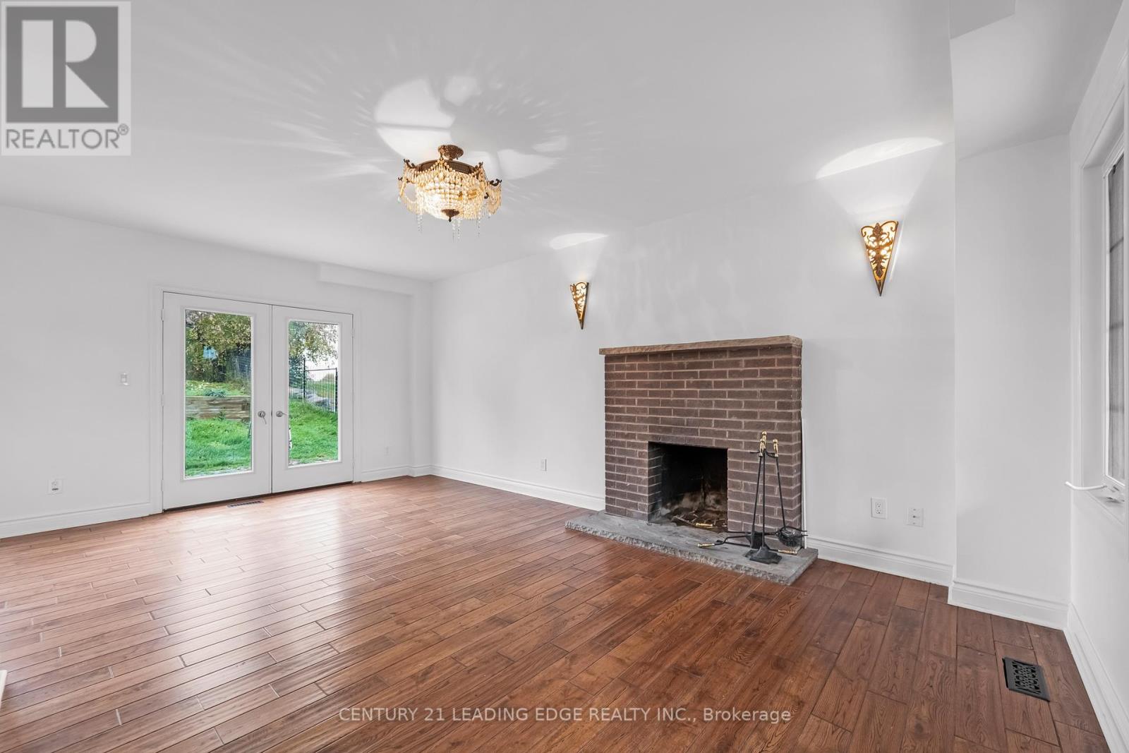 34 Mitchell Avenue, Whitchurch-Stouffville, Ontario  L4A 2X9 - Photo 16 - N12584616