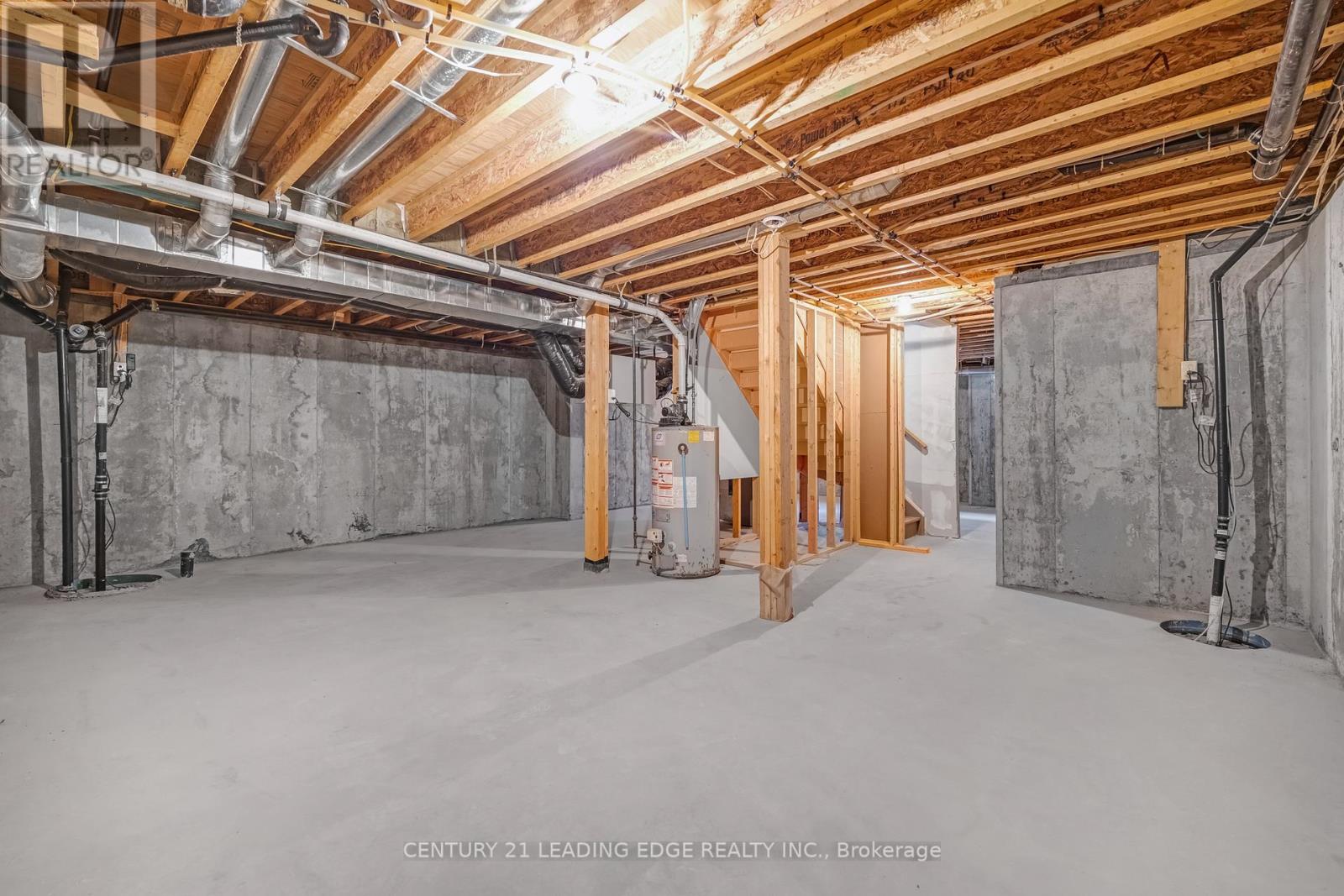 34 Mitchell Avenue, Whitchurch-Stouffville, Ontario  L4A 2X9 - Photo 35 - N12584616