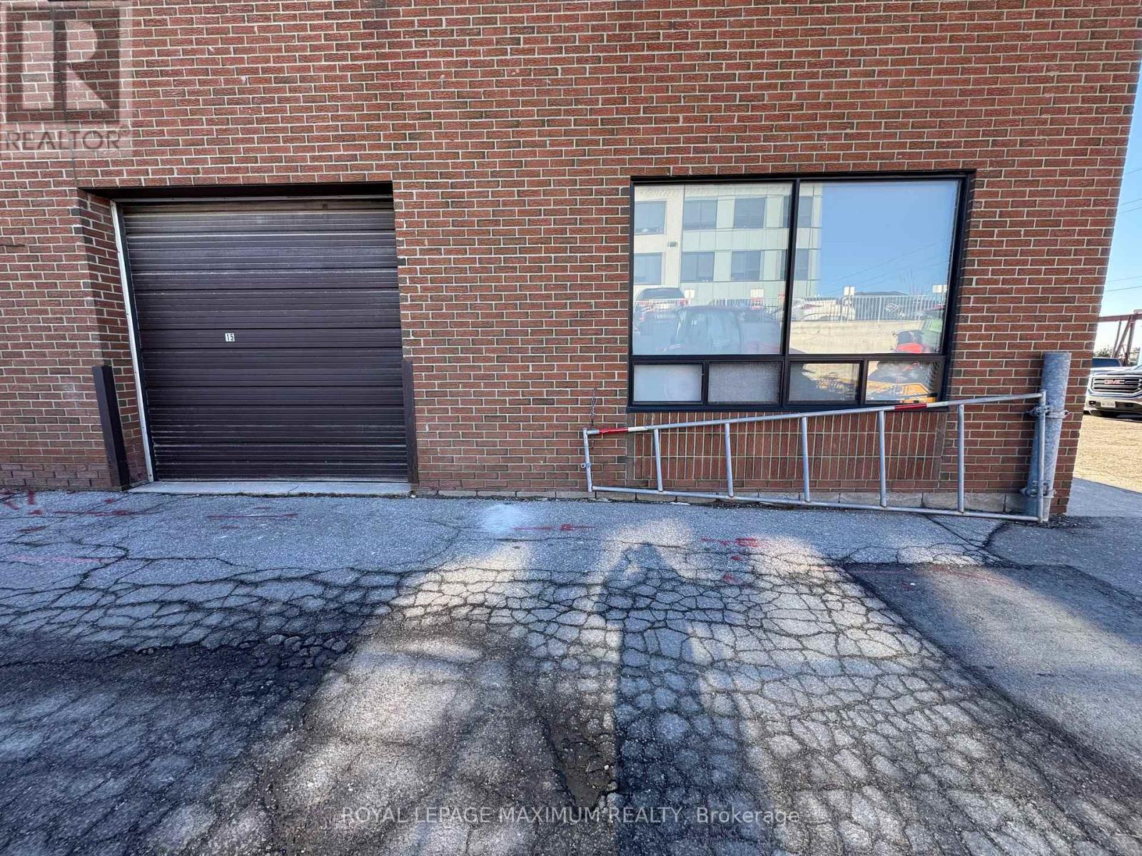 15 - 67 RODINEA ROAD, Vaughan, Ontario