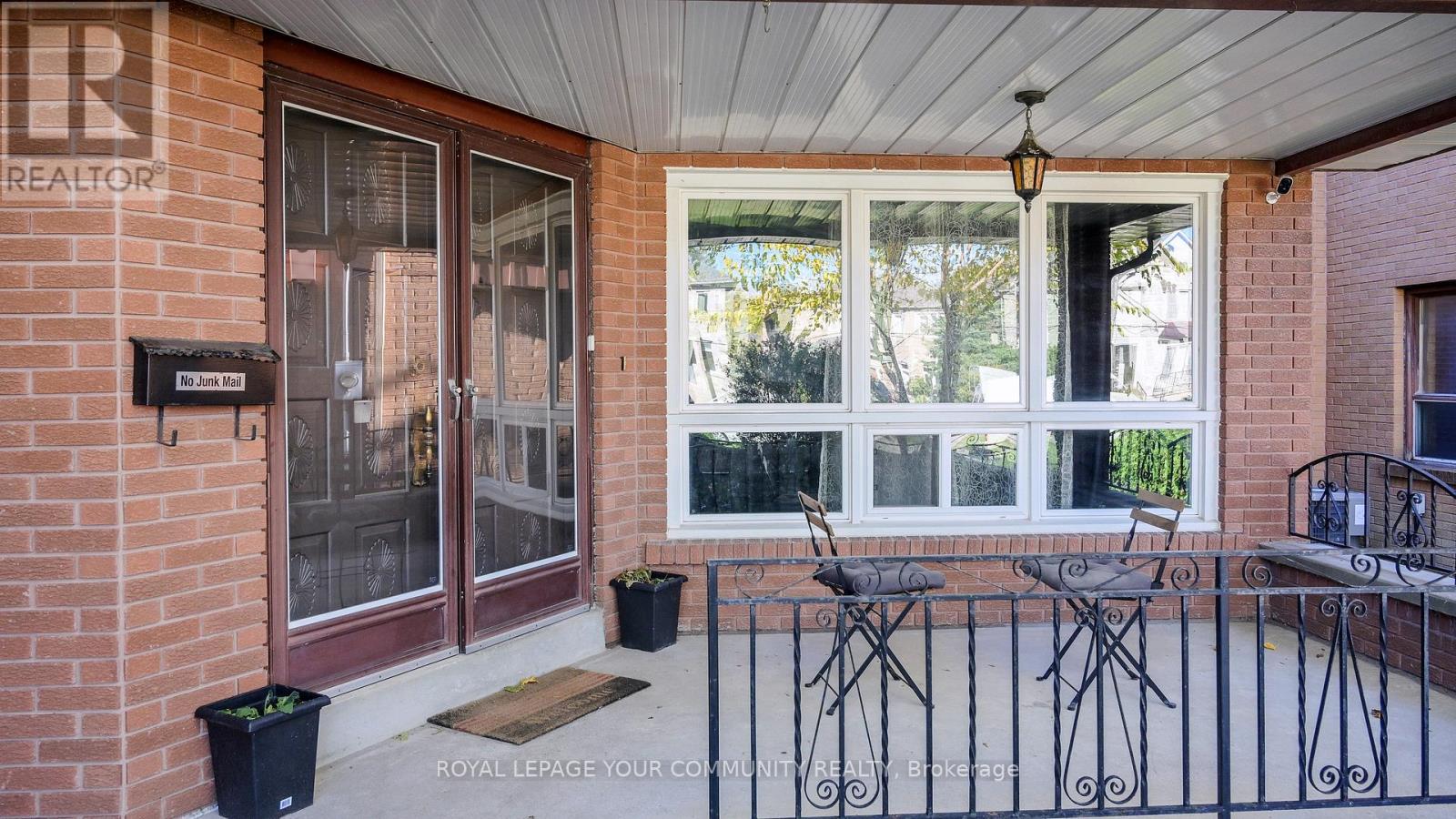 59 Oak Avenue, Richmond Hill, Ontario  L4C 6R5 - Photo 12 - N12584672