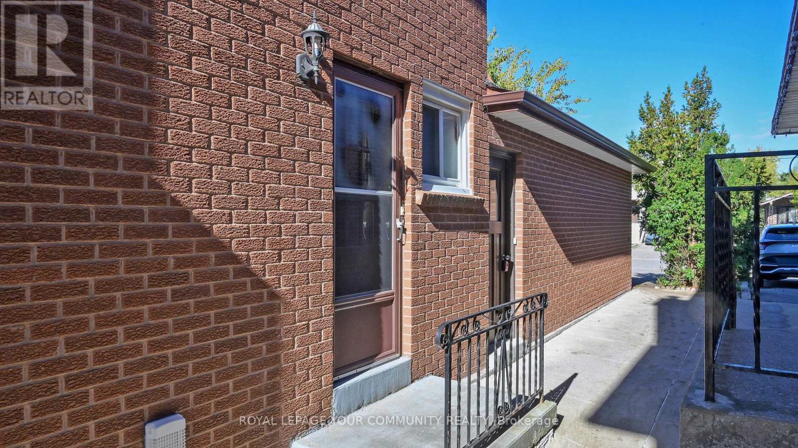 59 Oak Avenue, Richmond Hill, Ontario  L4C 6R5 - Photo 23 - N12584672