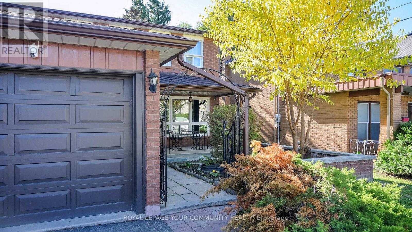 59 Oak Avenue, Richmond Hill, Ontario  L4C 6R5 - Photo 7 - N12584672