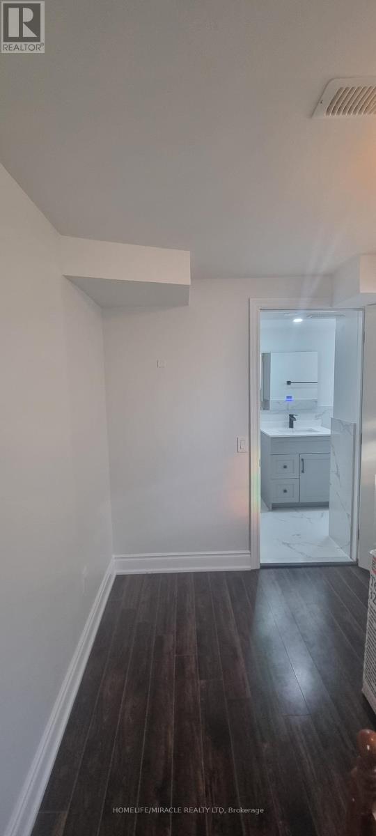 56 Ironside Drive, Vaughan, Ontario  L4H 3R9 - Photo 10 - N12584684