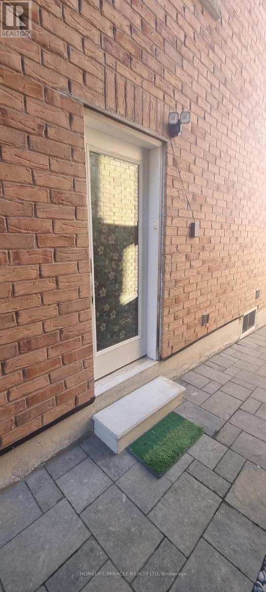 56 Ironside Drive, Vaughan, Ontario  L4H 3R9 - Photo 2 - N12584684