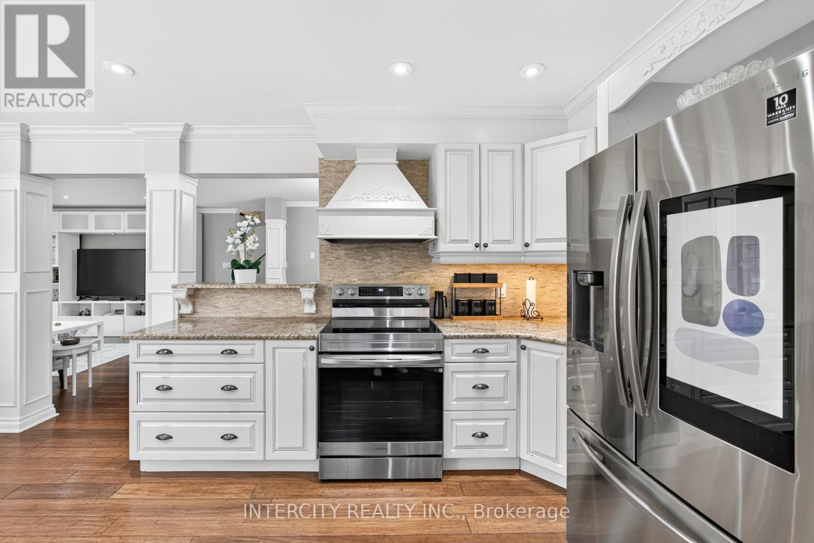 63 Deerglen Terrace, Aurora, Ontario  L4G 6Y2 - Photo 16 - N12584702