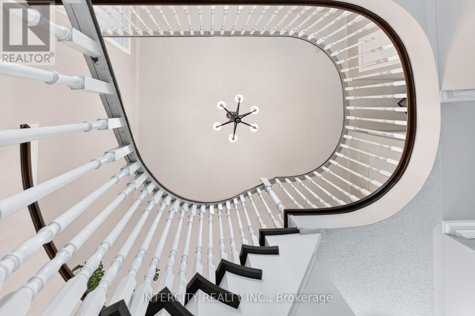 63 Deerglen Terrace, Aurora, Ontario  L4G 6Y2 - Photo 17 - N12584702