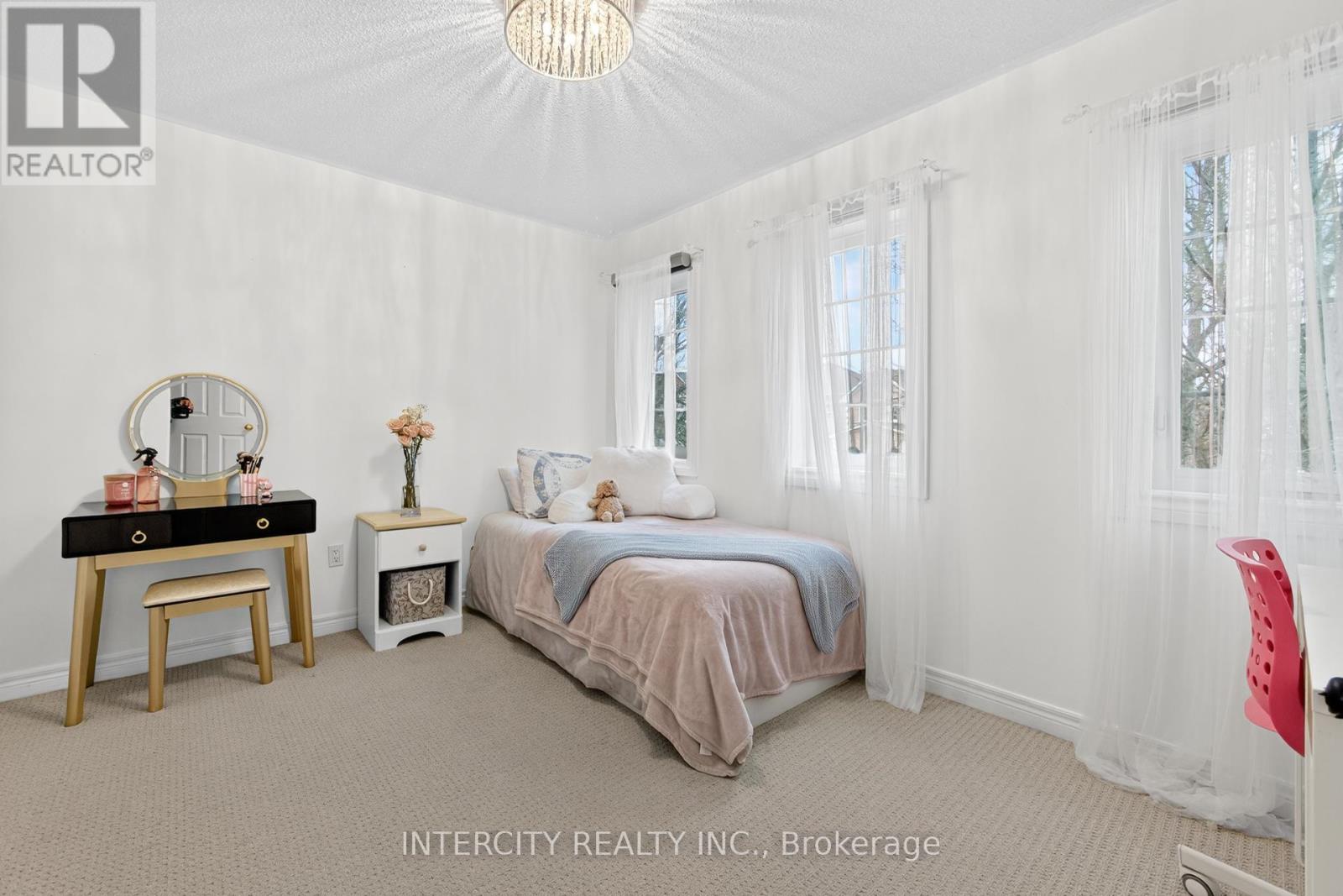 63 Deerglen Terrace, Aurora, Ontario  L4G 6Y2 - Photo 25 - N12584702