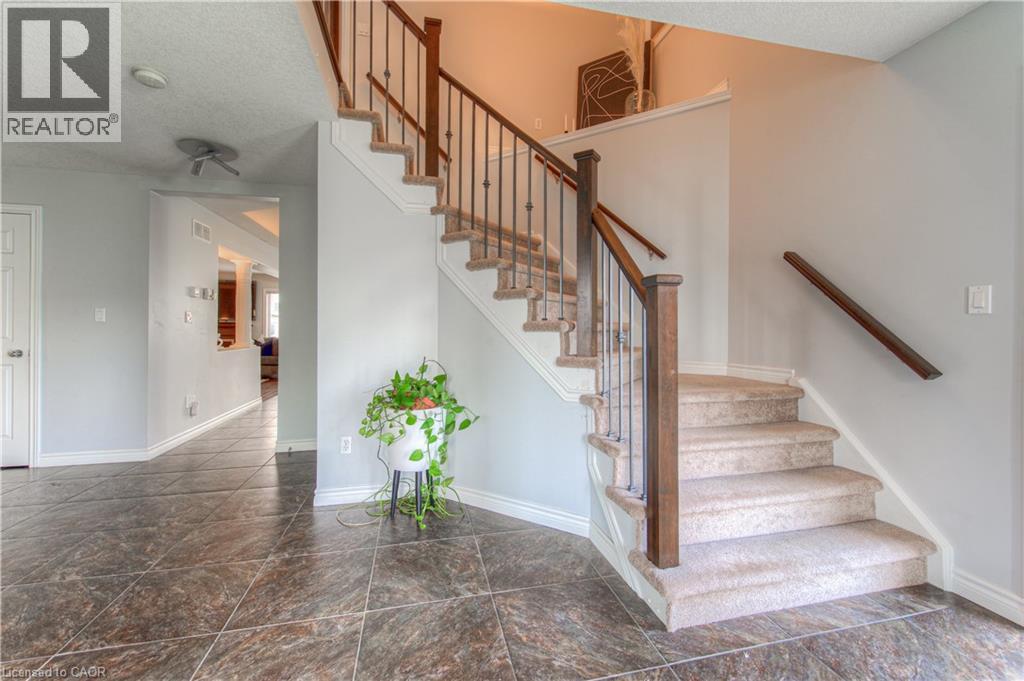 139 Pebblecreek Drive, Kitchener, Ontario  N2A 4M4 - Photo 5 - 40790161