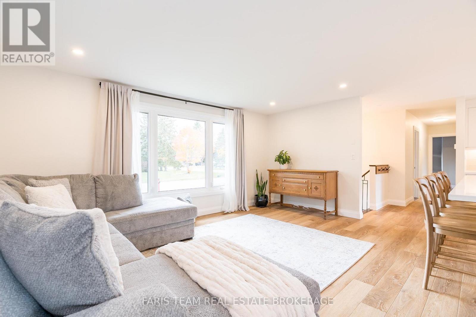 7 Gowan Road, Oro-Medonte (Shanty Bay), Ontario  L0L 2L0 - Photo 16 - S12584692