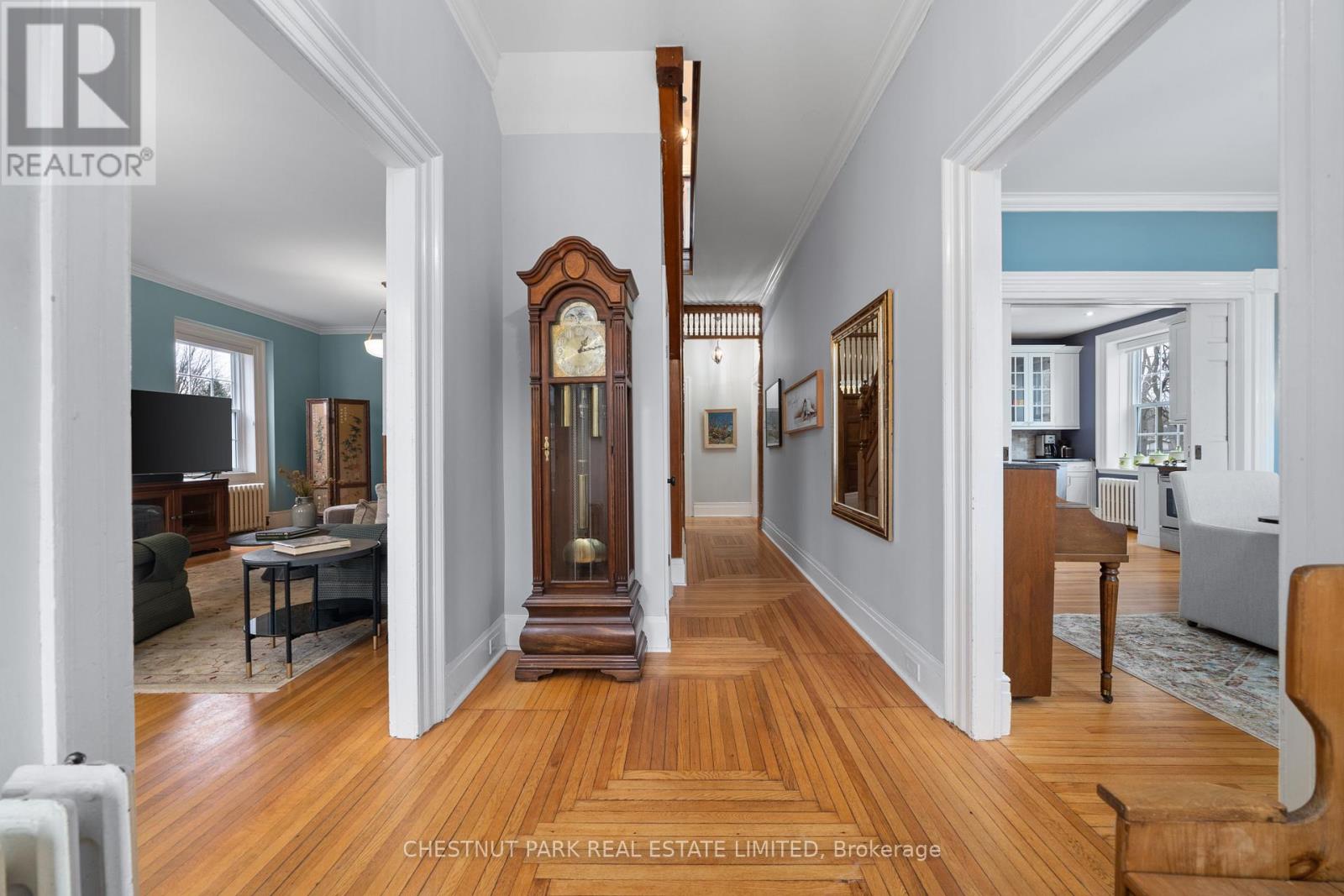 339 Main Street, Prince Edward County, Ontario  K0K 2T0 - Photo 3 - X12584756