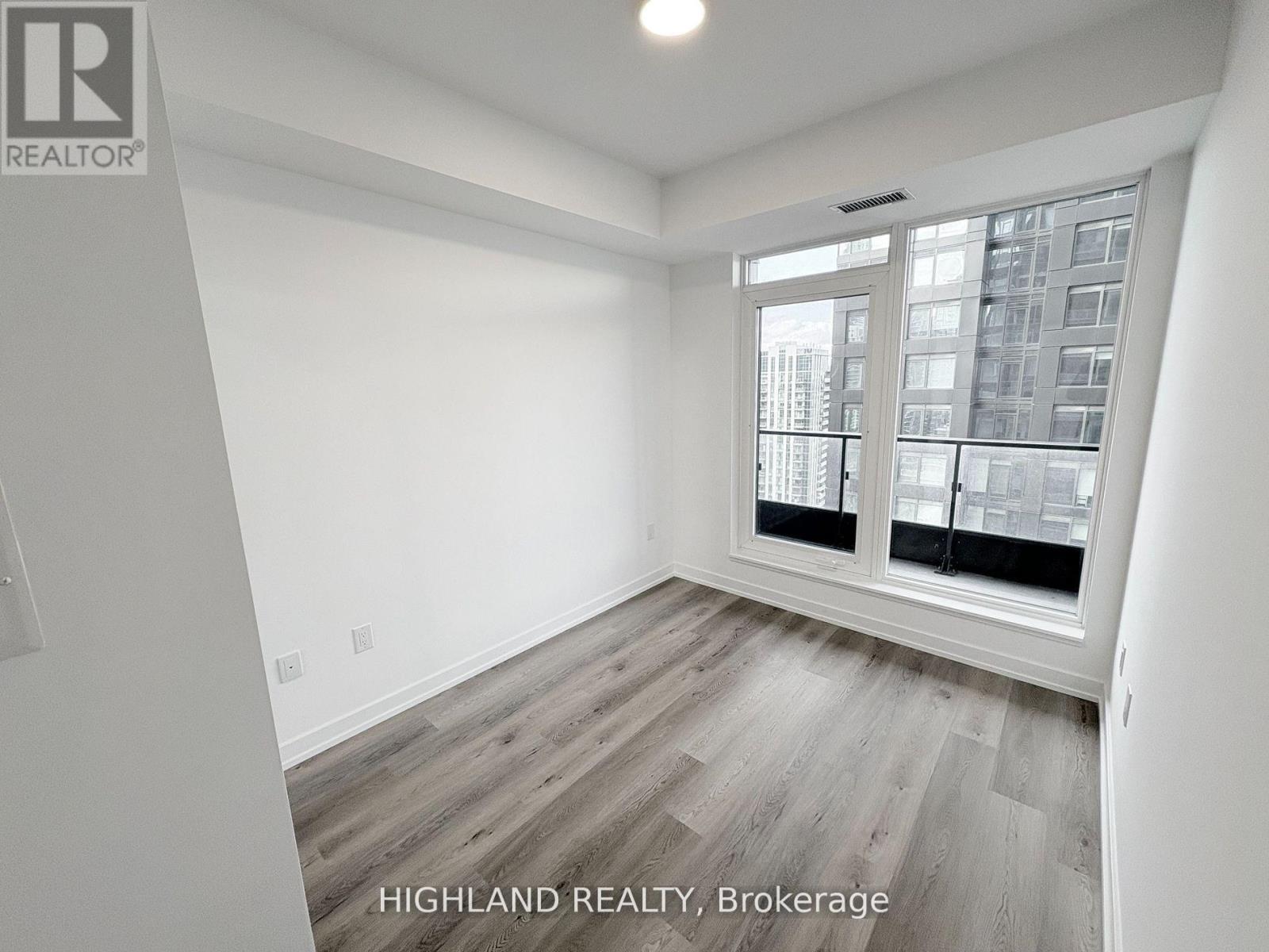 1911 - 395 Square One Drive, Mississauga, Ontario  L5B 0P6 - Photo 6 - W12584478