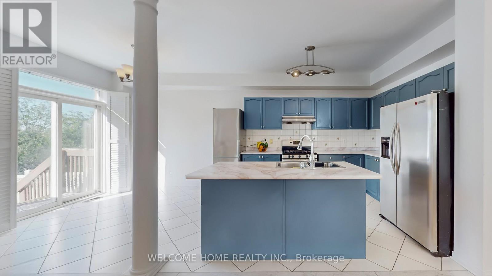 33 Fred Young Drive, Toronto, Ontario  M3L 0A1 - Photo 9 - W12584544