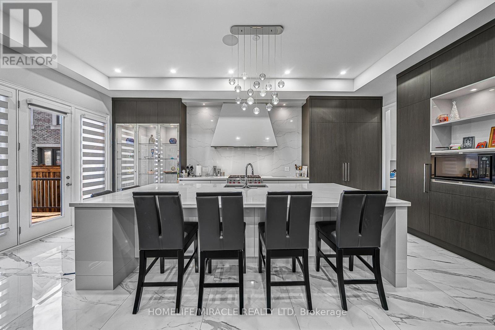 1215 Pondside Trail, Oakville, Ontario  L6M 5M6 - Photo 15 - W12584554