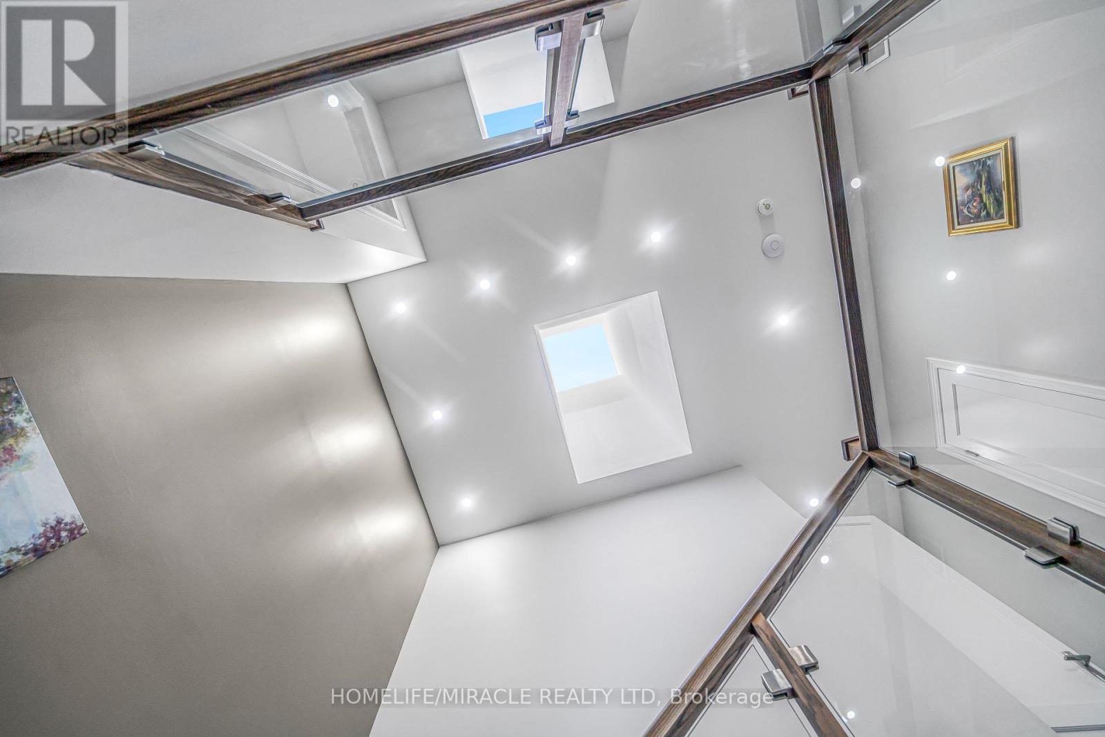 1215 Pondside Trail, Oakville, Ontario  L6M 5M6 - Photo 44 - W12584554