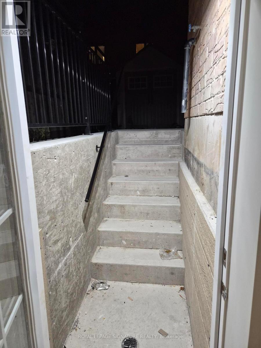 Bsmt - 362 Landsborough Avenue, Milton, Ontario  L9T 7Y5 - Photo 2 - W12584568