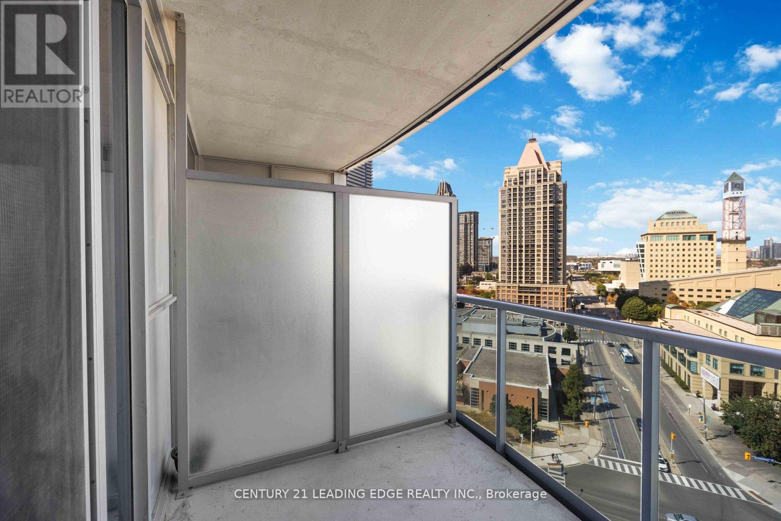 1506 - 330 Burnhamthorpe Road W, Mississauga, Ontario  L5B 0E1 - Photo 36 - W12584642