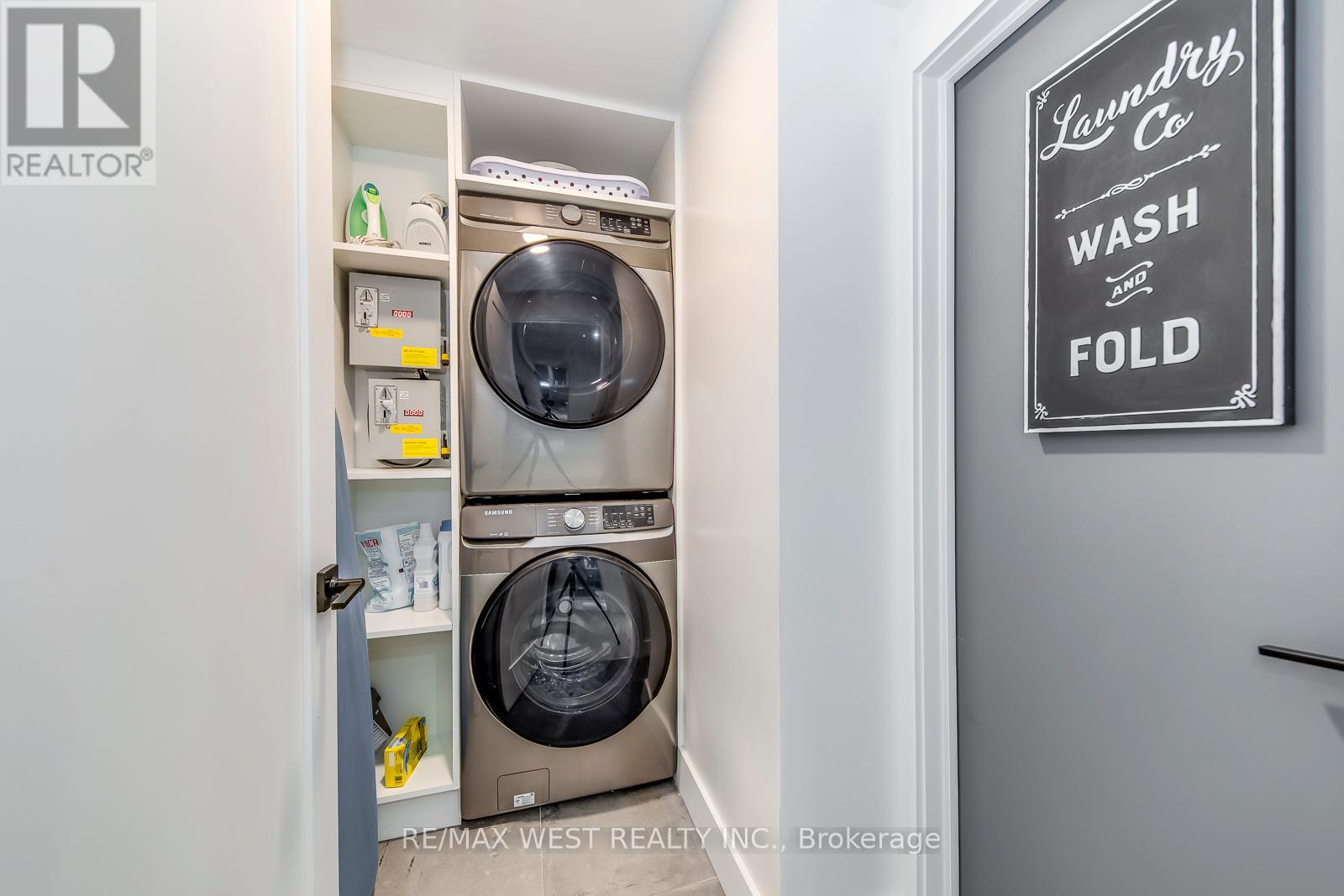 6 Creston Road, Toronto, Ontario  M6A 1J1 - Photo 42 - W12584644