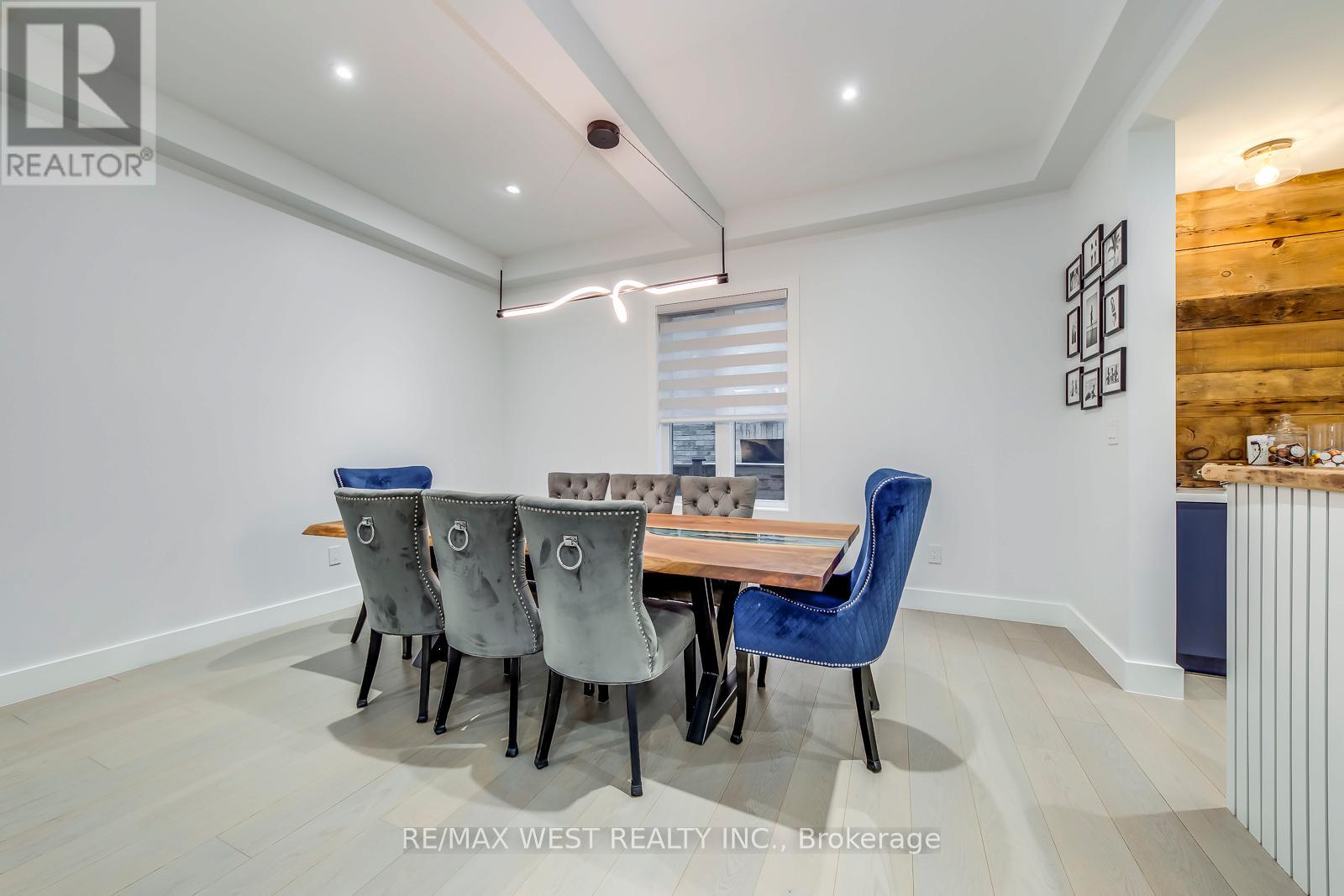 6 Creston Road, Toronto, Ontario  M6A 1J1 - Photo 6 - W12584644