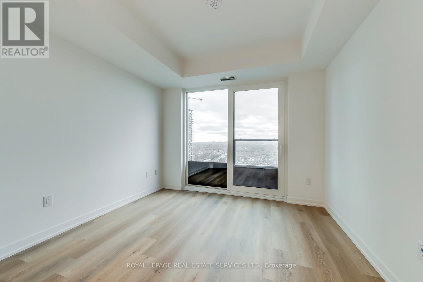 2509 - 395 Square One Drive, Mississauga, Ontario  L5B 0P6 - Photo 19 - W12584646