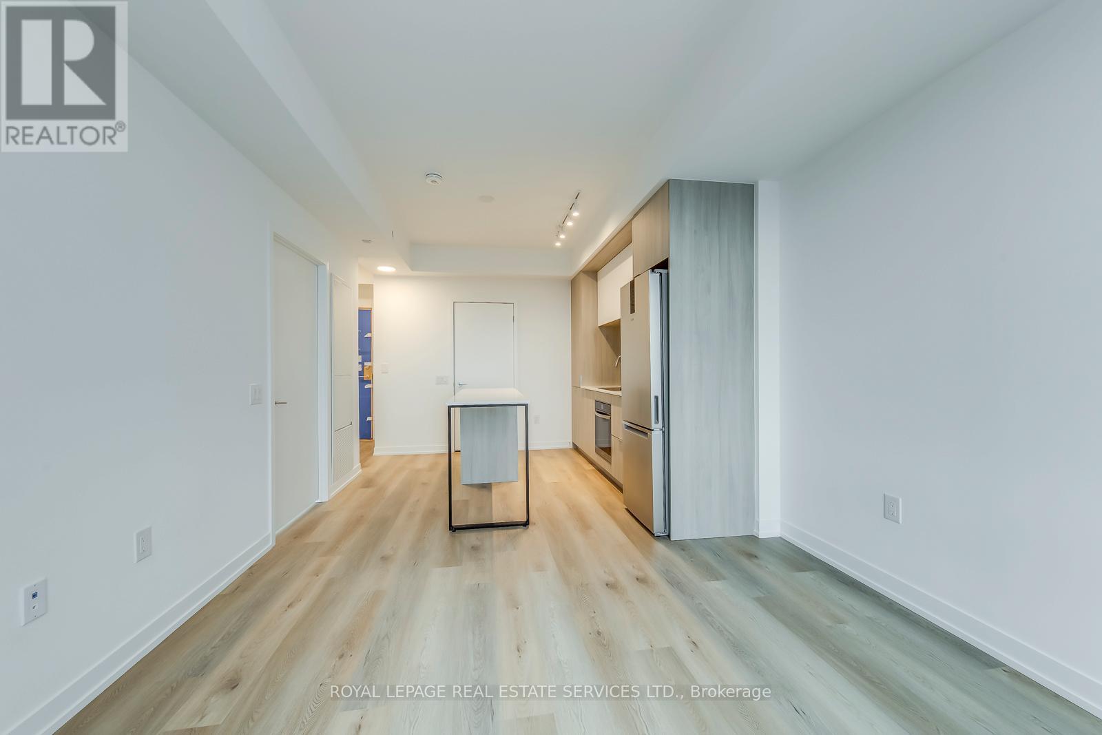 2509 - 395 Square One Drive, Mississauga, Ontario  L5B 0P6 - Photo 21 - W12584646