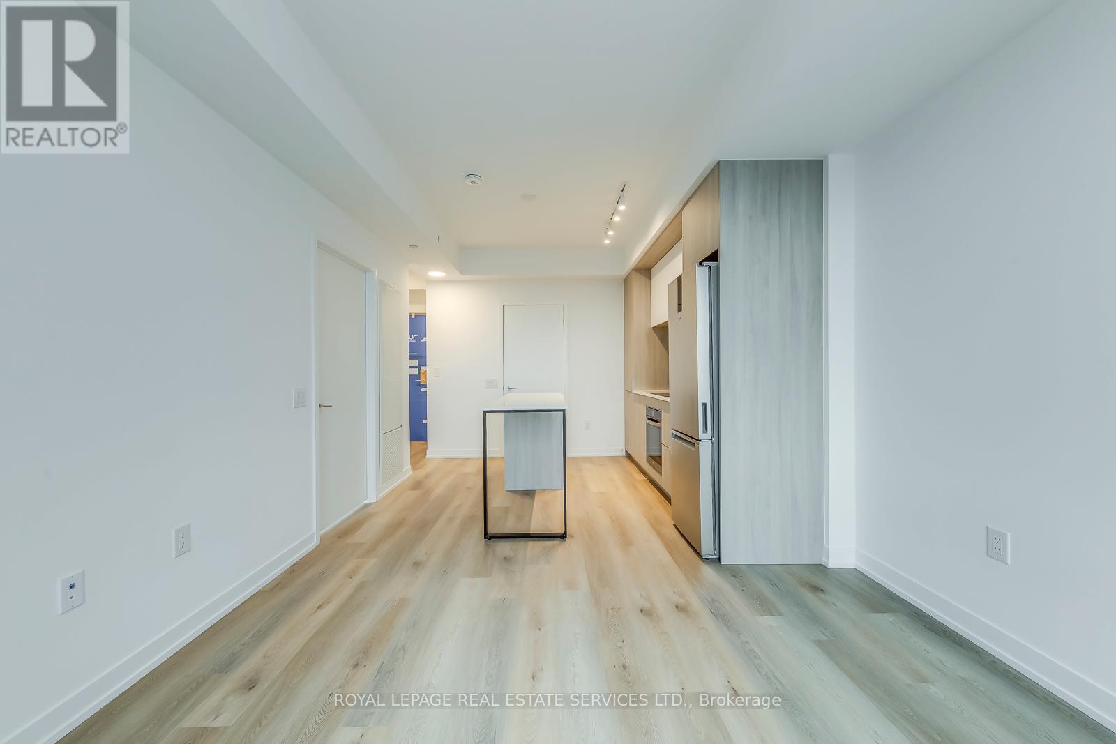 2509 - 395 Square One Drive, Mississauga, Ontario  L5B 0P6 - Photo 22 - W12584646