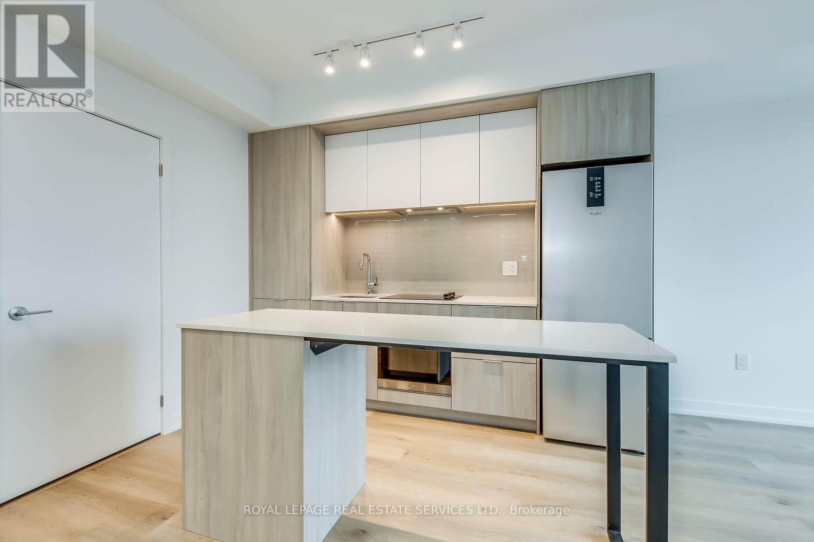 2509 - 395 Square One Drive, Mississauga, Ontario  L5B 0P6 - Photo 26 - W12584646