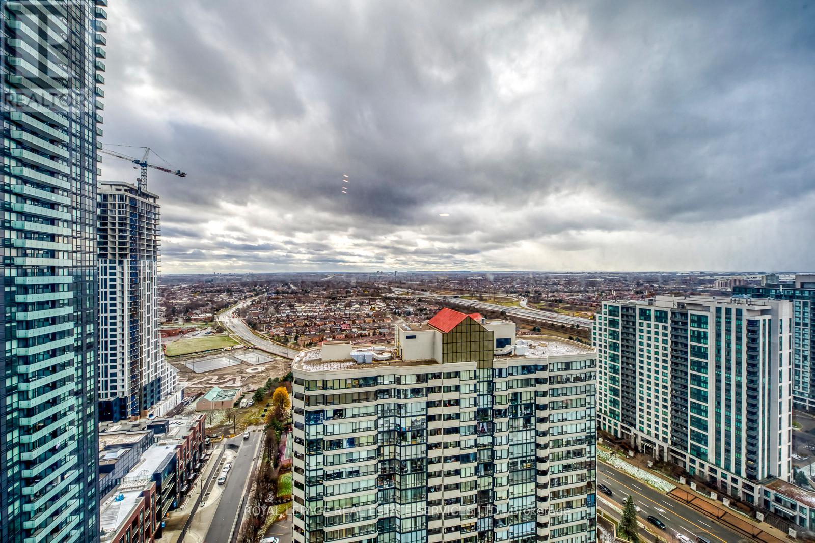 2509 - 395 Square One Drive, Mississauga, Ontario  L5B 0P6 - Photo 27 - W12584646