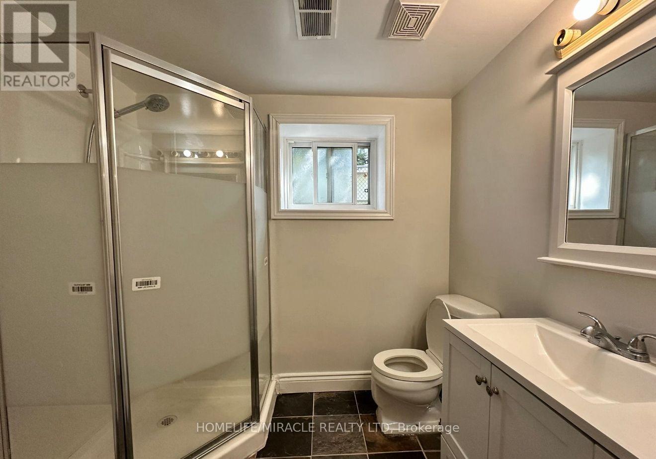 2406 Ventura Drive, Oakville, Ontario  L6L 2H4 - Photo 10 - W12584650