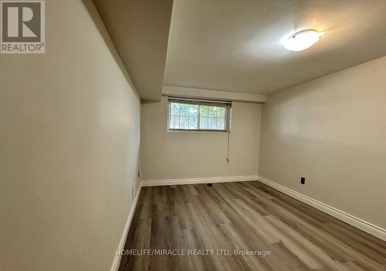 2406 Ventura Drive, Oakville, Ontario  L6L 2H4 - Photo 8 - W12584650