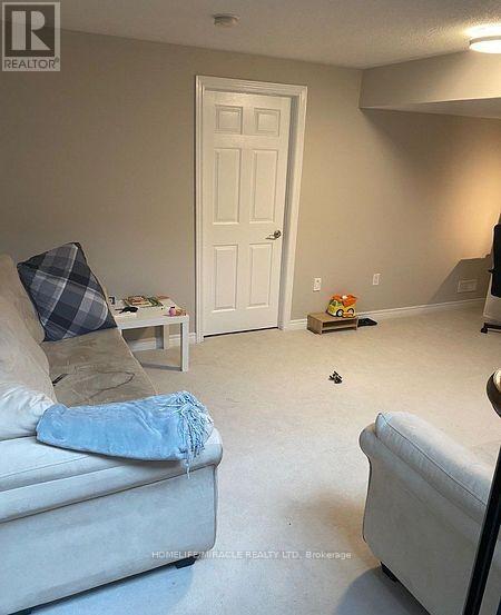 34 Cedarcrest Street, Caledon, Ontario  L7C 3P9 - Photo 8 - W12584686