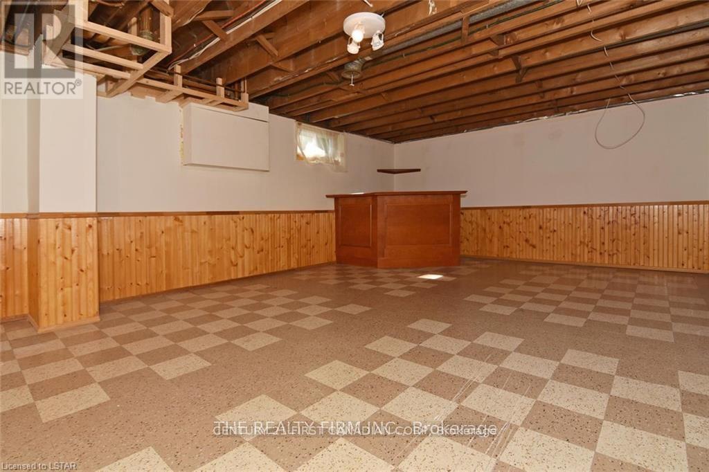 65 Irving Place, London East, Ontario  N5V 2H6 - Photo 16 - X12584732