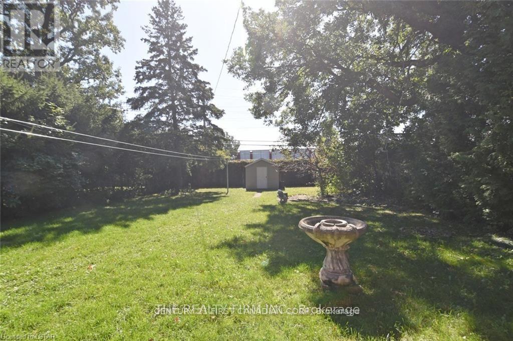 65 Irving Place, London East, Ontario  N5V 2H6 - Photo 22 - X12584732