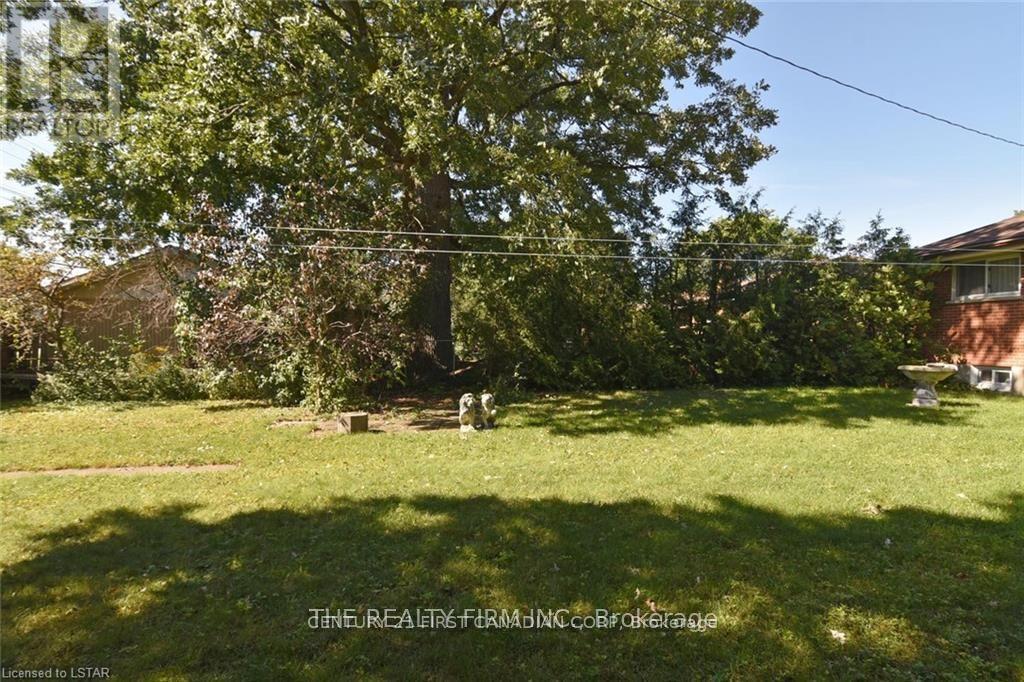65 Irving Place, London East, Ontario  N5V 2H6 - Photo 24 - X12584732