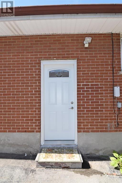 65 Irving Place, London East, Ontario  N5V 2H6 - Photo 28 - X12584732