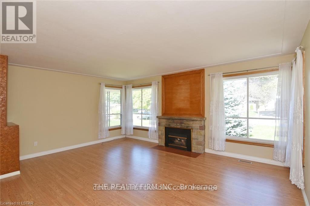 65 Irving Place, London East, Ontario  N5V 2H6 - Photo 6 - X12584732