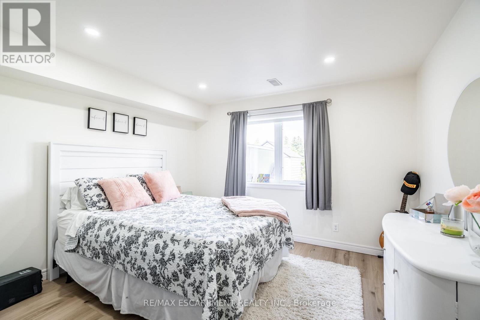 16 Whiting Drive, Brant, Ontario  N3L 0B2 - Photo 29 - X12584486