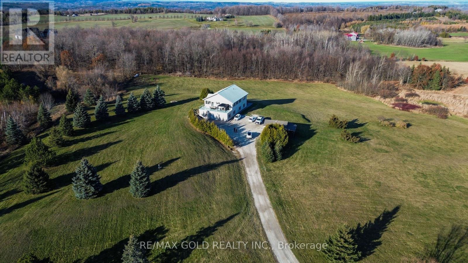 248203 5 Sideroad Road, Mono, Ontario  L9W 6L1 - Photo 4 - X12584524