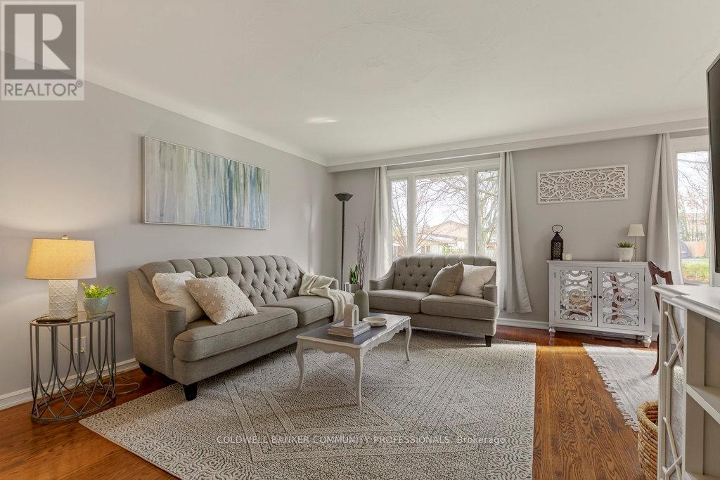 56 Elgar Avenue, Hamilton, Ontario  L9C 4E1 - Photo 10 - X12584632