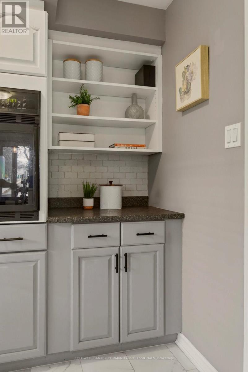 56 Elgar Avenue, Hamilton, Ontario  L9C 4E1 - Photo 20 - X12584632