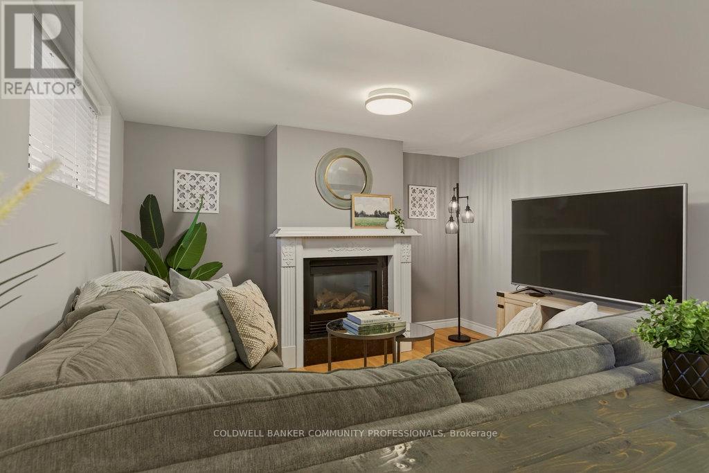 56 Elgar Avenue, Hamilton, Ontario  L9C 4E1 - Photo 33 - X12584632