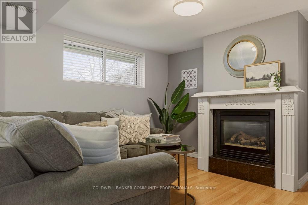 56 Elgar Avenue, Hamilton, Ontario  L9C 4E1 - Photo 34 - X12584632