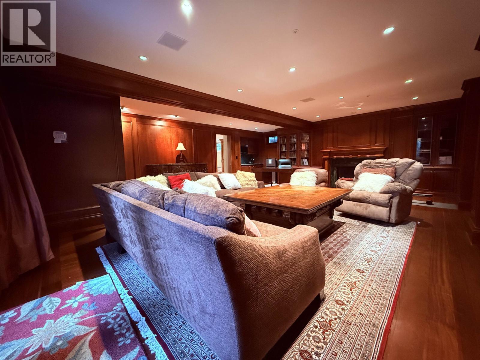 2 3637 Pine Crescent, Vancouver, British Columbia V6J 4K2 - Photo 1 - R3070828