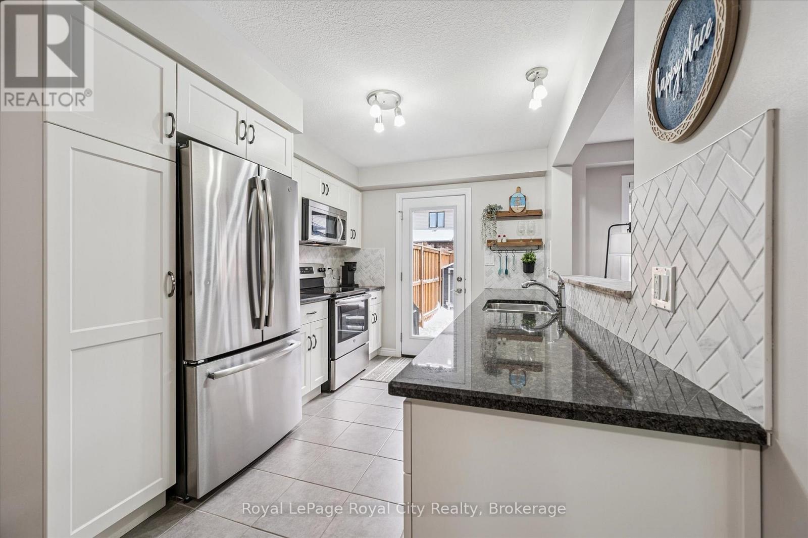 61 Miranda Path, Woolwich, Ontario  N3B 0A1 - Photo 15 - X12584754