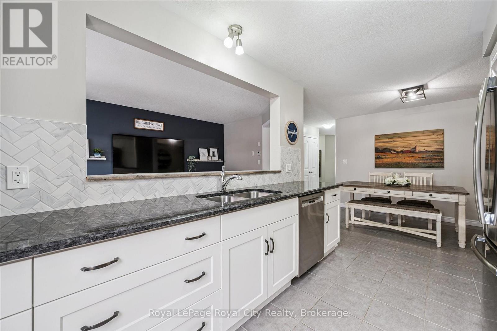 61 Miranda Path, Woolwich, Ontario  N3B 0A1 - Photo 18 - X12584754