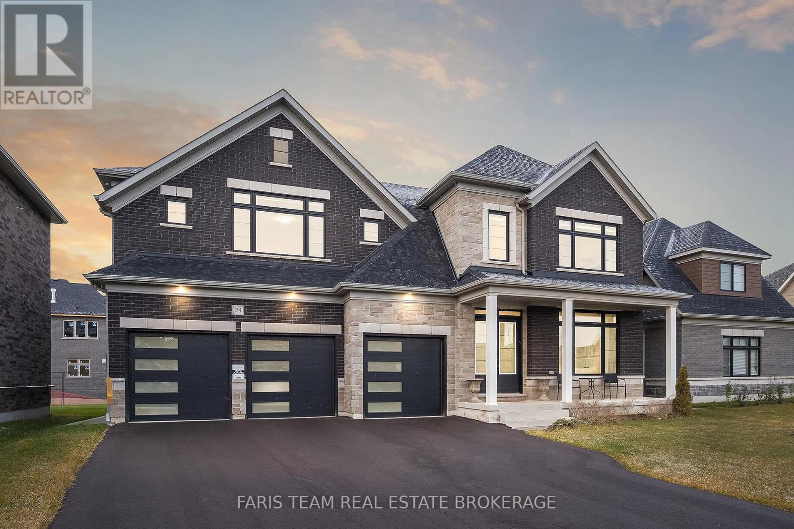 24 Magnolia Avenue, Adjala-Tosorontio, Ontario  L0G 1W0 - Photo 1 - N12581012