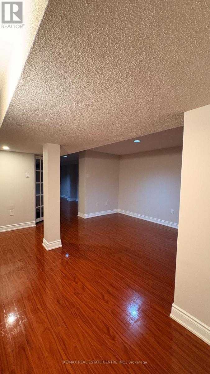 4358 Bacchus Crescent, Mississauga, Ontario  L4W 2Y3 - Photo 29 - W12424840