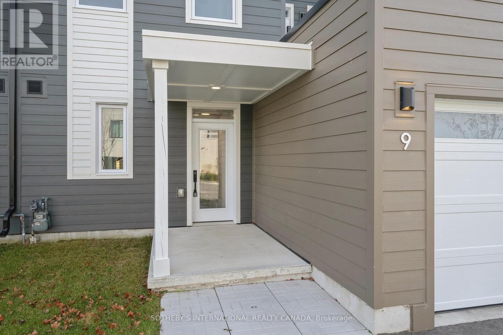 9 - 19 West Street N, Kawartha Lakes, Ontario  K0M 1N0 - Photo 3 - X12423096