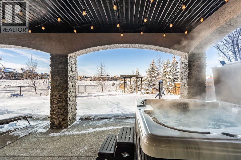 111 Marquis Cove Se, Calgary, Alberta  T3M 1V8 - Photo 4 - A2272308