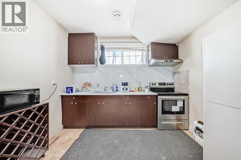 226 Saddlebrook Circle Ne, Calgary, Alberta  T3J 4T7 - Photo 31 - A2272547